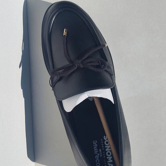 Women's Loafers - Picture 2 of 5